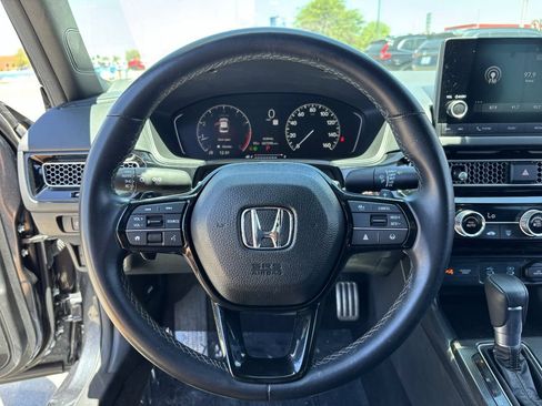 Certified 2025 Honda Civic Sport image 24