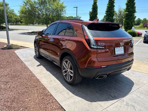 Used 2019 Cadillac XT4 Sport FWD image 6