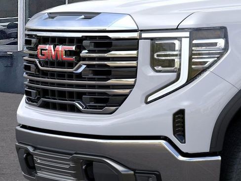 New 2026 GMC Sierra 1500 SLT AWD/4WD image 13