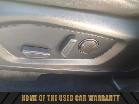 Used 2021 Ford Explorer XLT w/ Equipment Group 202A image 31