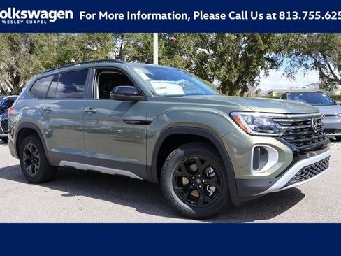 New 2026 Volkswagen Atlas Peak Edition image 1