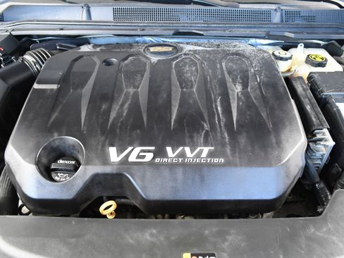 Used 2017 Cadillac XTS Luxury image 35