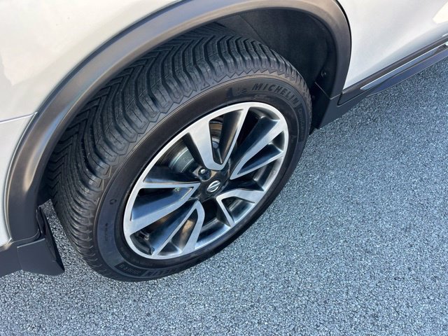 Used 2019 Nissan Rogue SL w/ Premium Package AWD/4WD image 21