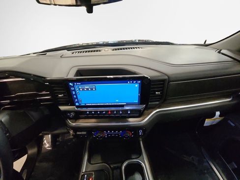 Certified 2025 Chevrolet Silverado 1500 RST AWD/4WD image 20