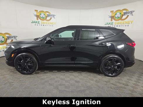 Certified 2022 Chevrolet Blazer RS w/ Enhanced Convenience Package image 4