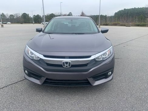 Used 2017 Honda Civic EX-L image 2