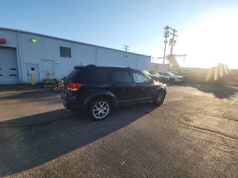 Used 2011 Dodge Journey SXT w/ Trailer Tow Prep Group FWD image 18
