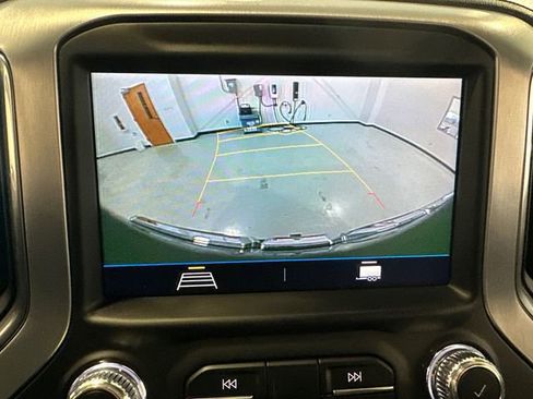 Used 2021 GMC Sierra 1500 SLE w/ X31 Off-Road Package image 22