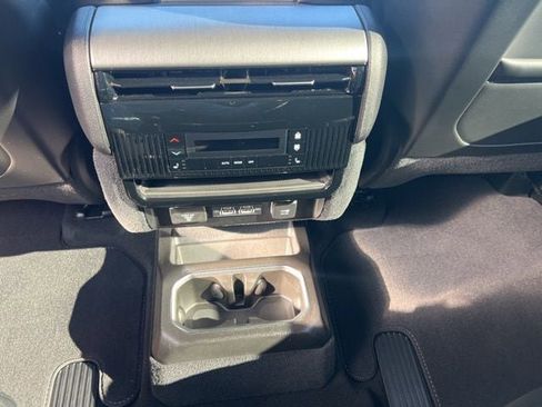 New 2026 Jeep Grand Wagoneer Limited image 21