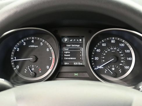 Used 2017 Hyundai Santa Fe Sport FWD image 12