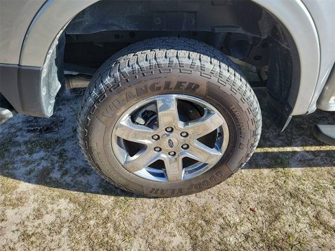 Used 2024 Ford Ranger XLT w/ Equipment Group 301A High image 7