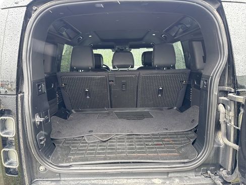 Used 2022 Land Rover Defender 110 X image 8