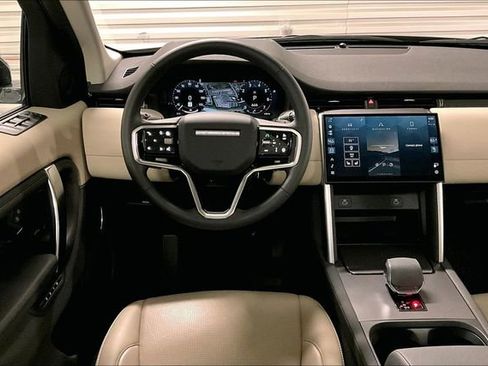 Certified 2025 Land Rover Discovery Sport S image 4