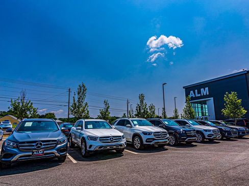 Used 2023 Ford F150 XLT w/ XTR Package image 49