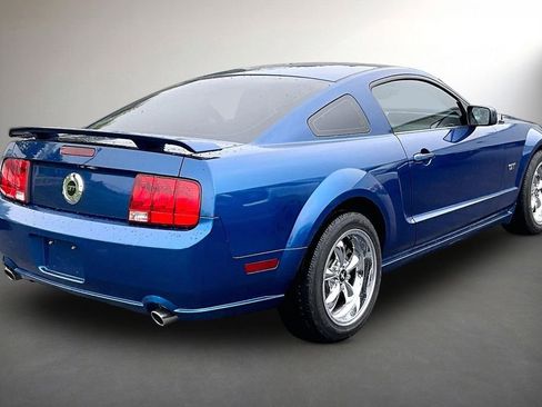 Used 2008 Ford Mustang GT Premium RWD image 5