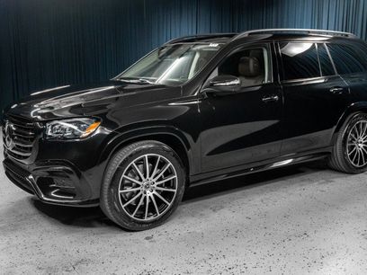 New 2025 Mercedes-Benz GLS 450 4MATIC