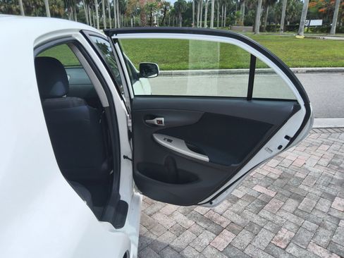 Used 2011 Toyota Corolla S FWD image 24
