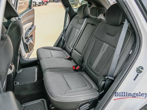 Used 2024 Hyundai Tucson SEL FWD image 11