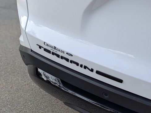 Used 2025 GMC Terrain Elevation w/ Black Edition AWD/4WD image 32