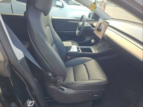 Used 2023 Tesla Model Y Performance AWD/4WD image 4