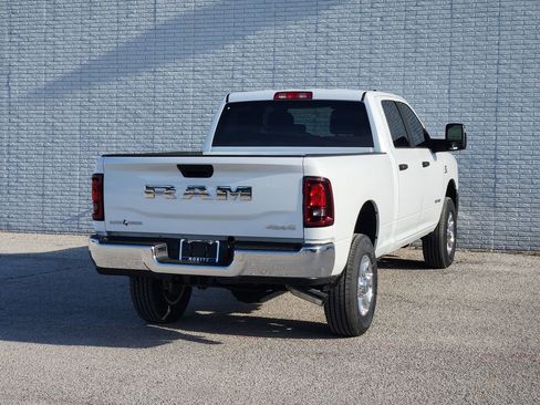 New 2026 RAM 2500 Big Horn AWD/4WD image 4