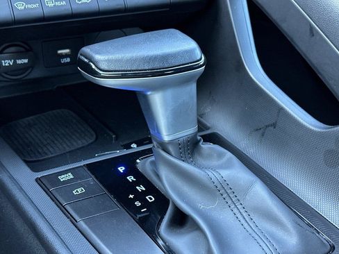 Used 2025 Hyundai Elantra Sport FWD image 19