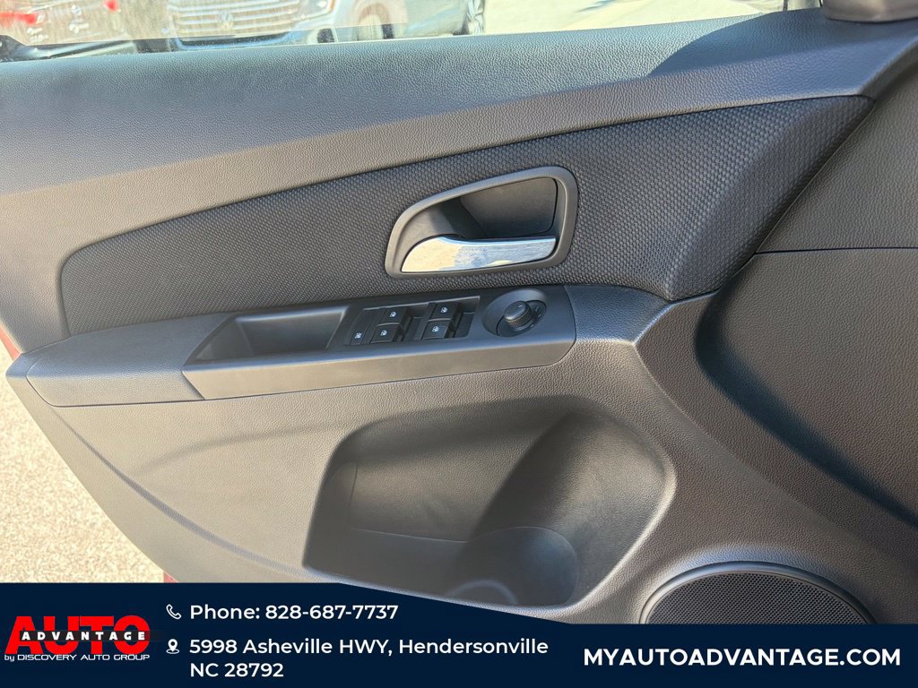 Used 2014 Chevrolet Cruze LT w/ RS Package FWD image 20