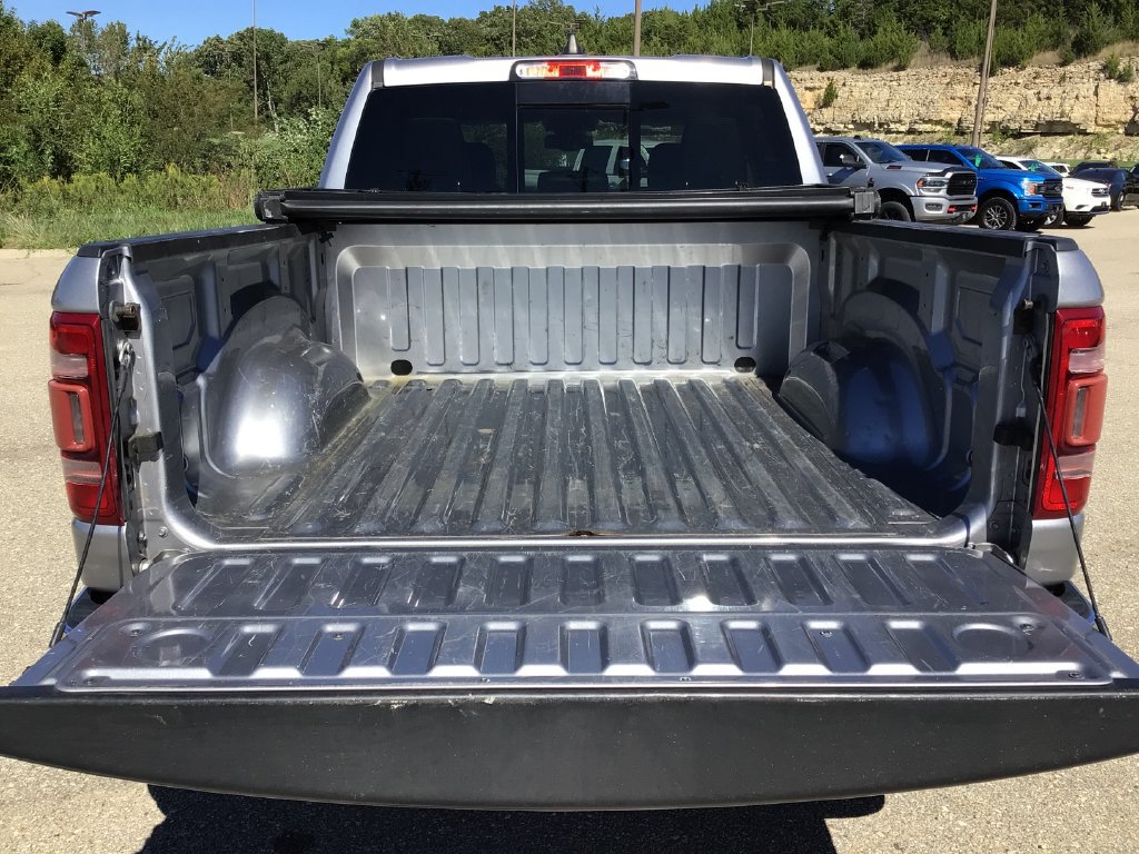Used 2019 RAM 1500 Laramie RWD image 22