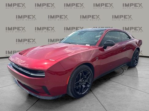 Used 2024 Dodge Charger Daytona R/T w/ Plus Group AWD/4WD image 1