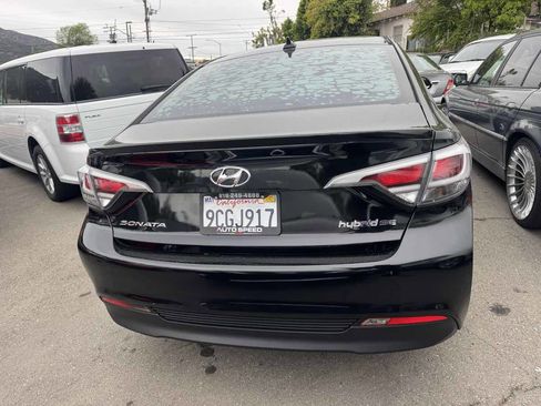 Used 2016 Hyundai Sonata SE image 5