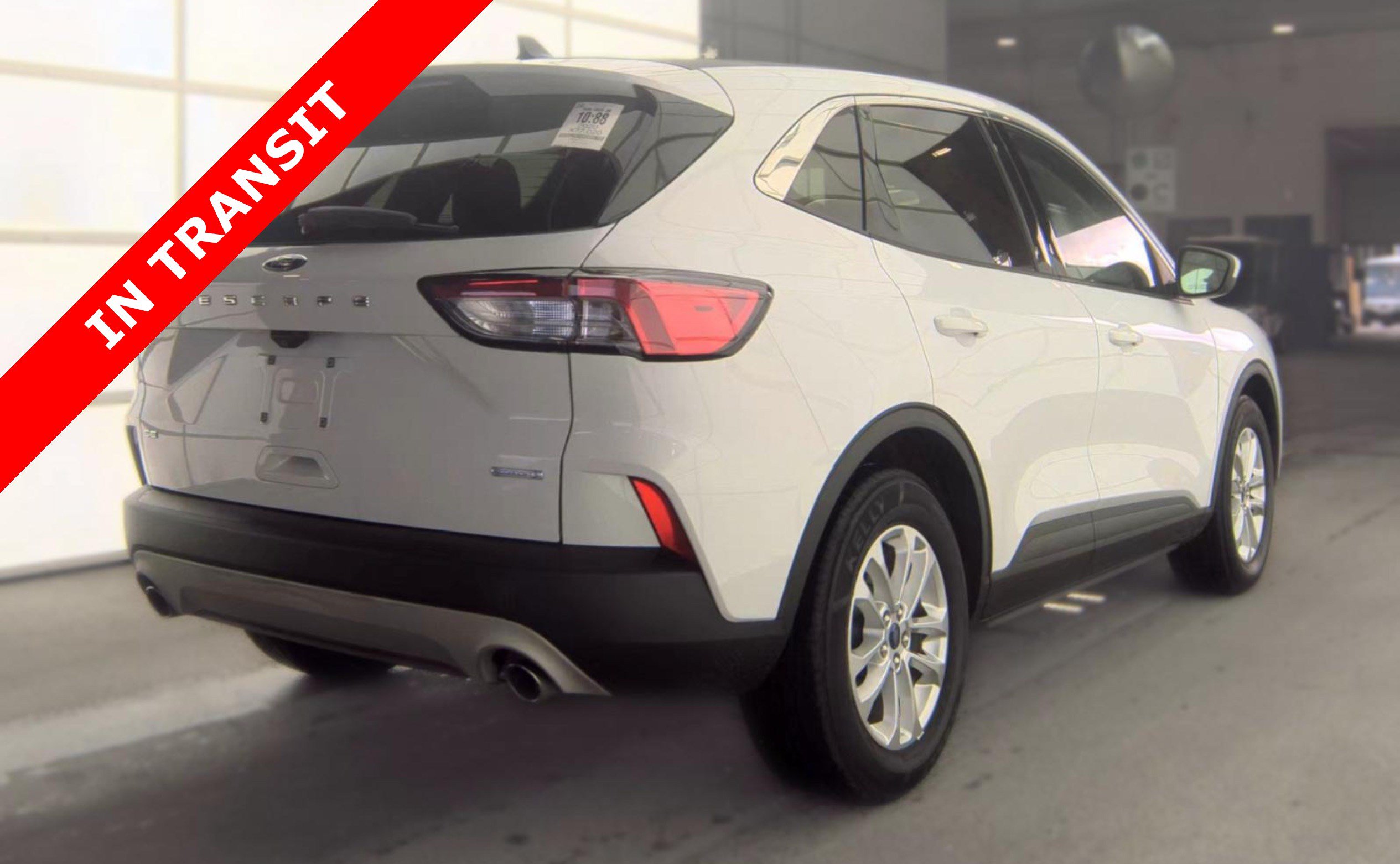 Used 2020 Ford Escape SE FWD image 4