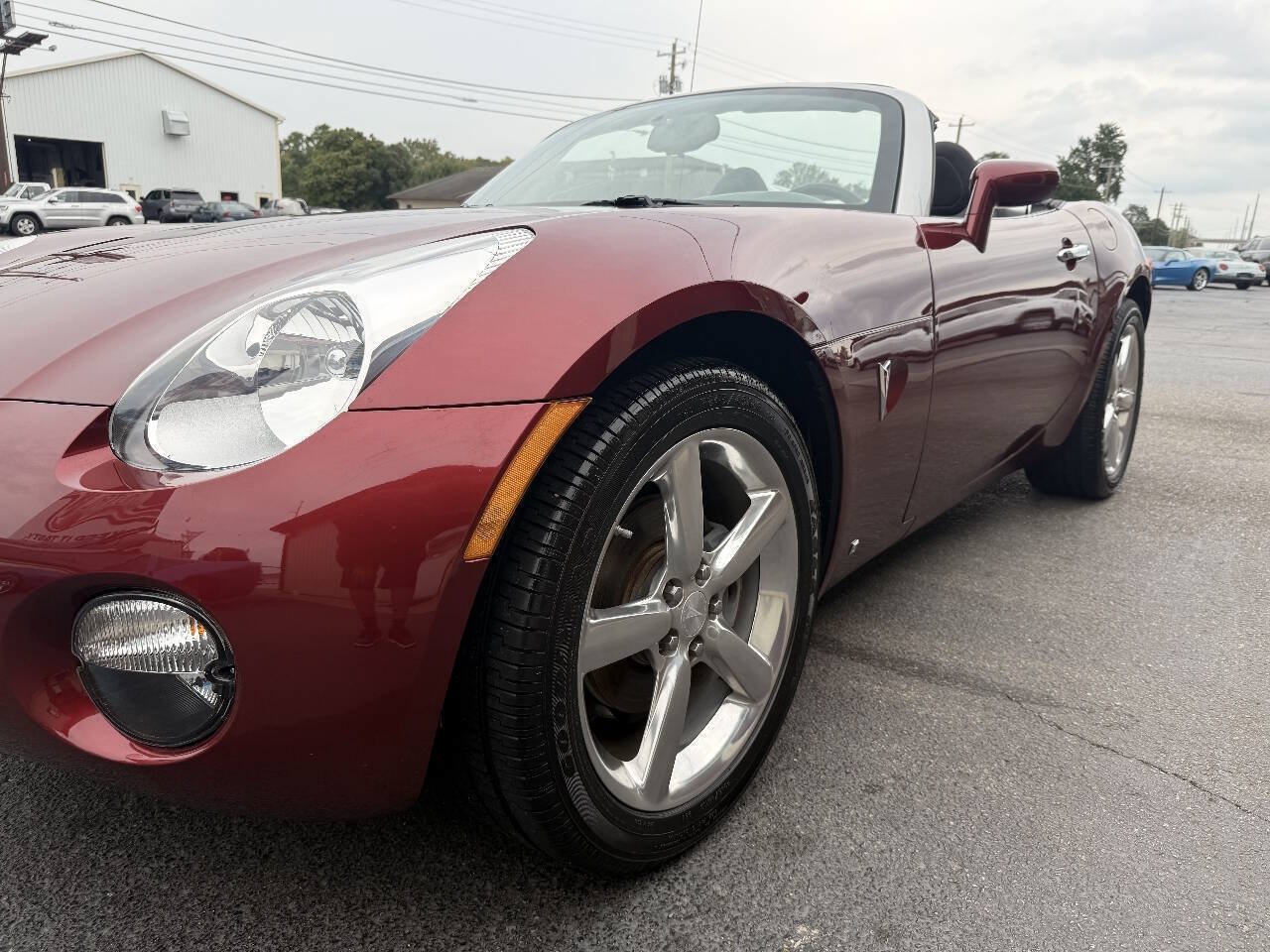 Used 2009 Pontiac Solstice Convertible w/ Preferred Package RWD image 14
