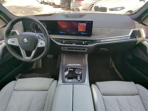 New 2026 BMW X7 xDrive40i image 15