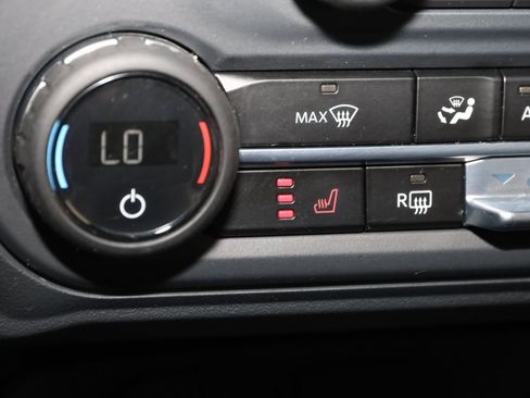 Used 2023 Ford Bronco Outer Banks image 8