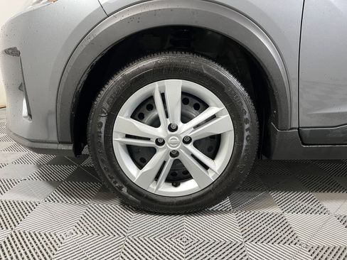 Used 2025 Nissan Kicks Play S image 9