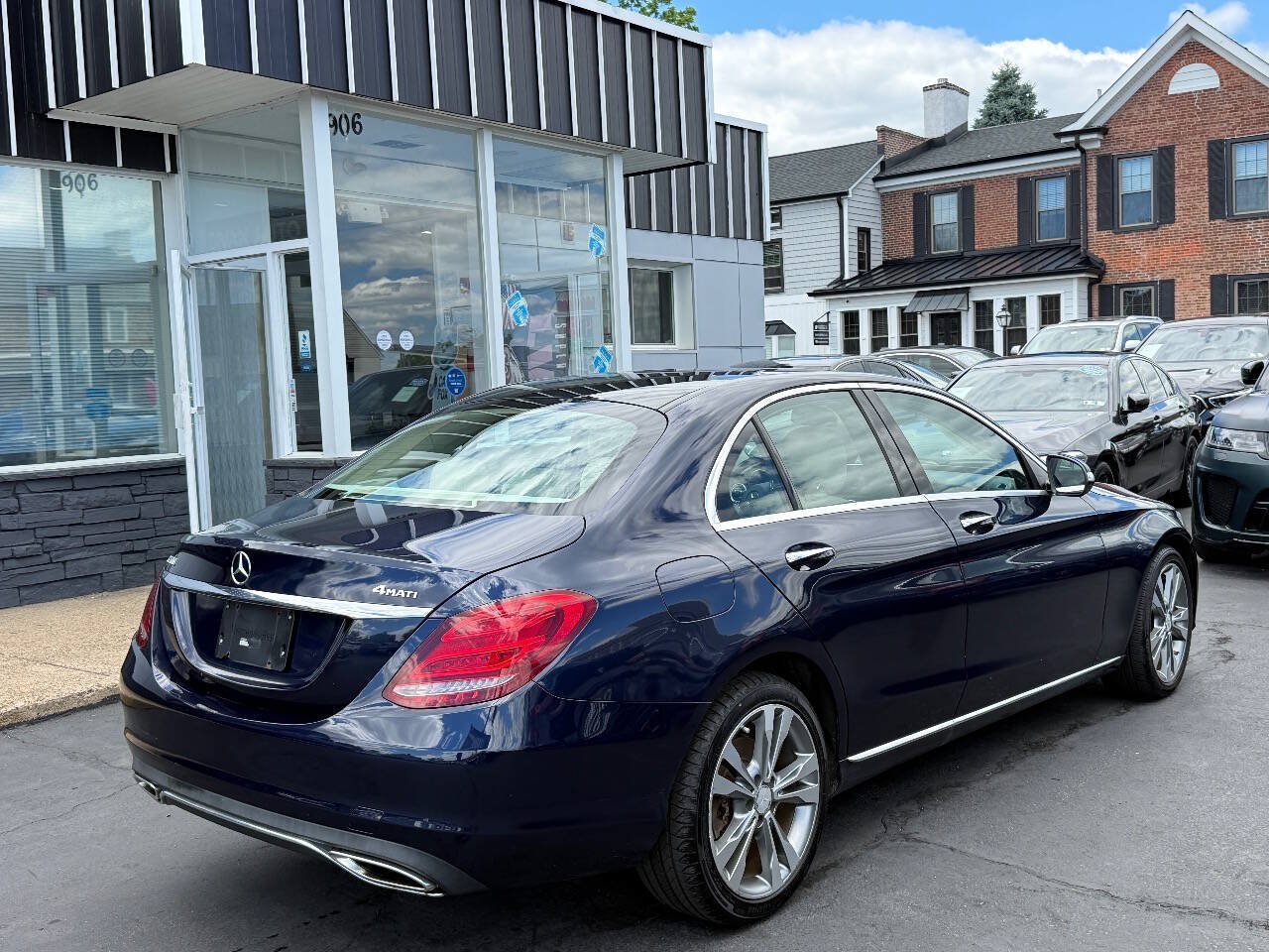 Used 2015 Mercedes-Benz C 300 4MATIC Sedan image 7