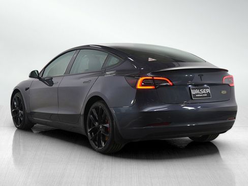 Used 2023 Tesla Model 3 Performance image 3