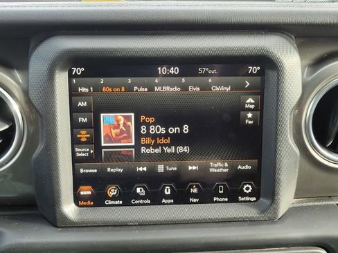 Used 2023 Jeep Gladiator Overland image 18