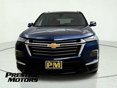 Used 2022 Chevrolet Traverse LT AWD/4WD image 2