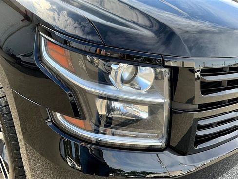 Used 2019 Chevrolet Tahoe Premier AWD/4WD image 35