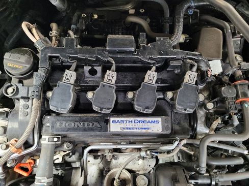 Used 2018 Honda Accord Touring image 30