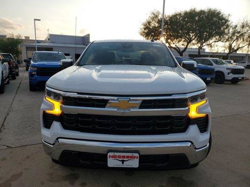 New 2026 Chevrolet Silverado 1500 LT image 2