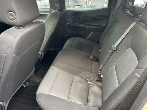 Used 2023 Chevrolet Colorado W/T image 14