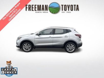 Used 2022 Nissan Rogue Sport SV w/ Technology Package