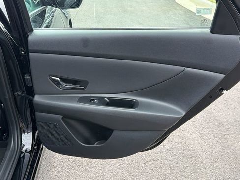 New 2026 Hyundai Elantra Sport FWD image 18
