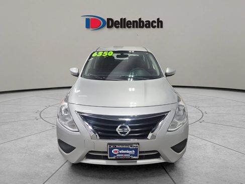 Used 2016 Nissan Versa S FWD image 9
