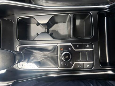 Certified 2023 Kia Sorento S AWD/4WD image 24