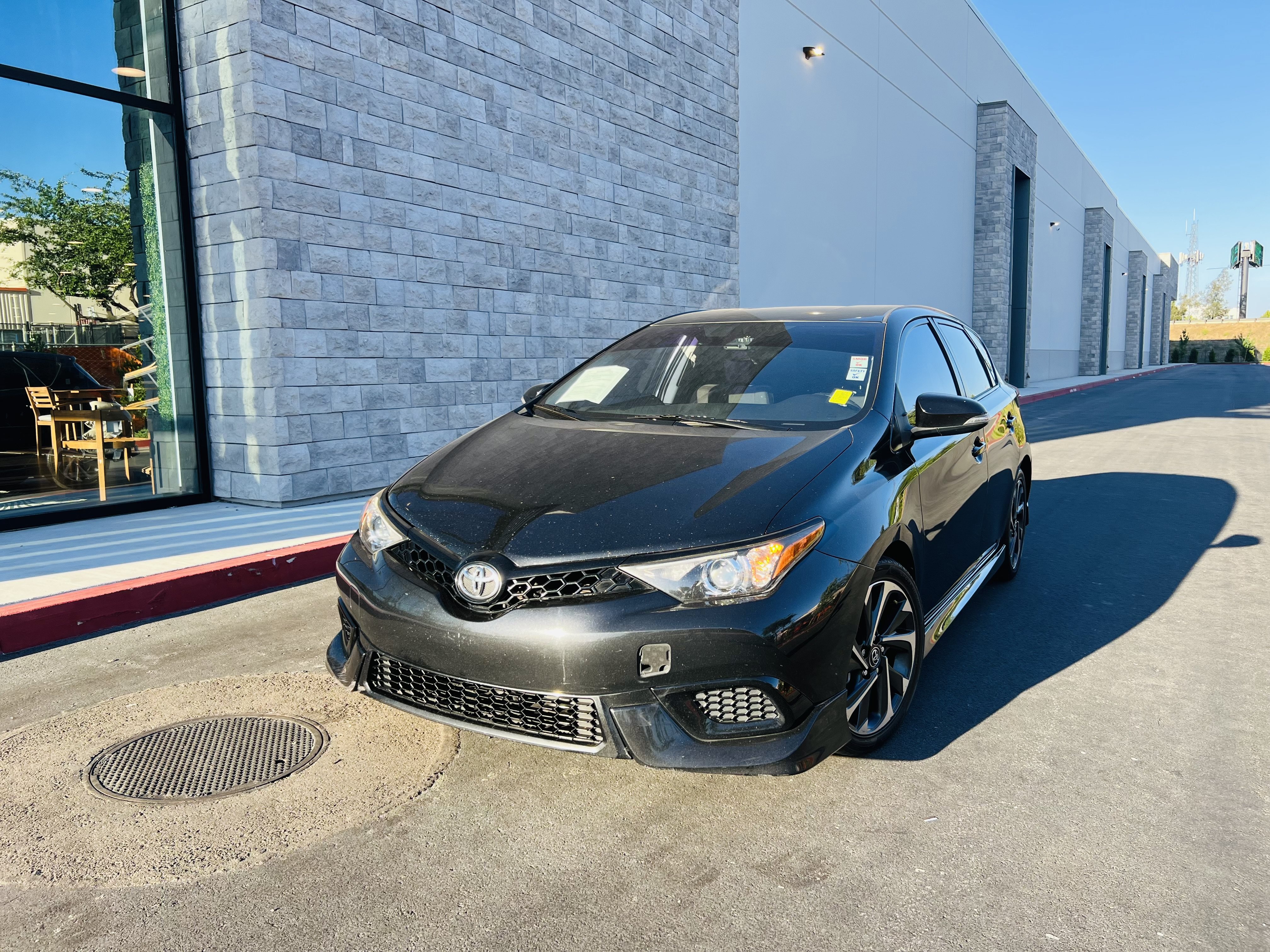 Used 2017 Toyota Corolla iM w/ Carpet Mat Package FWD image 23