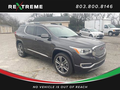 Used 2017 GMC Acadia Denali w/ Technology Package image 3