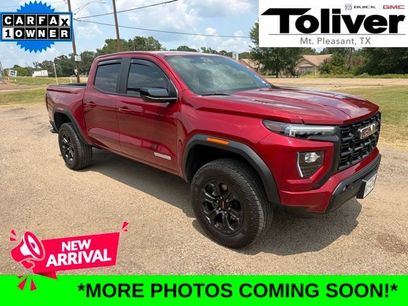 Used 2024 GMC Canyon Elevation w/ Convenience Package